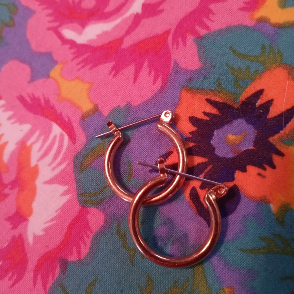 Gold earrings